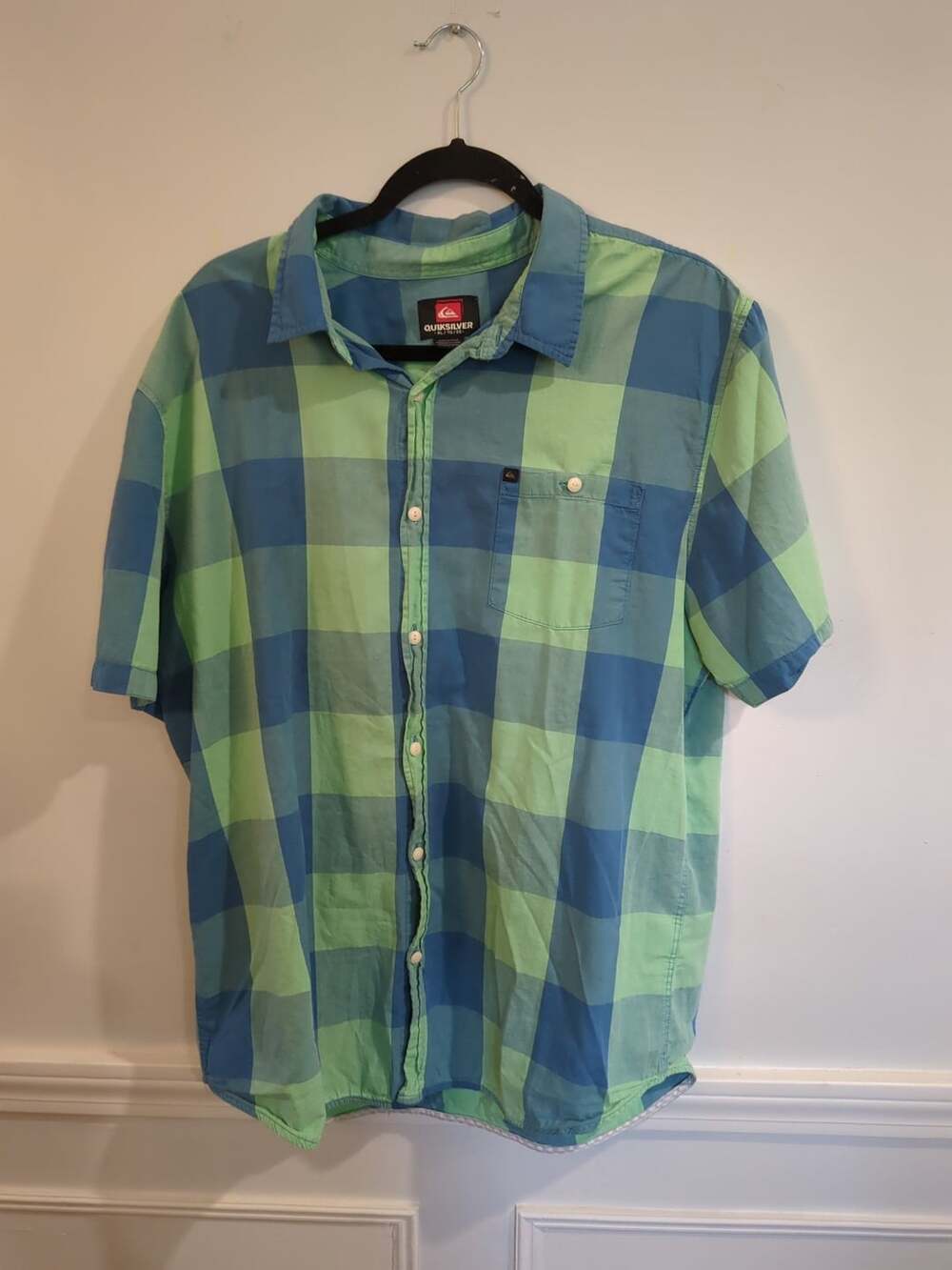 Y2K Quiksilver Men's XL Green Blue Plaid Short Sleeve Button Up Shirt